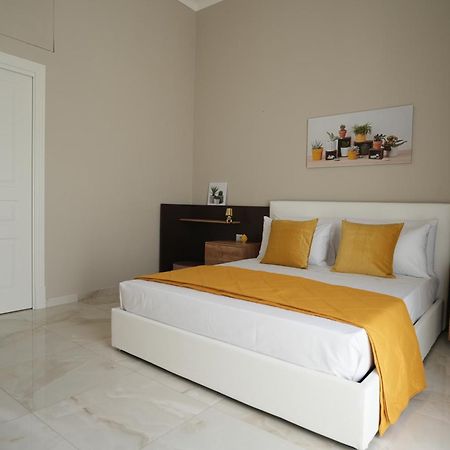 Enjoy Napoli - Exclusive Apartment Esterno foto